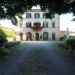 Frühstückspension Sant'andrea 4*